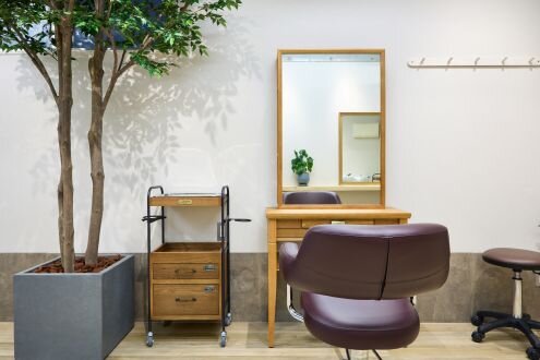 ヘアカット専門店 BLUE FOREST.PLUS! 麻布二の橋店 | 麻布のヘアサロン ヘアカット専門店 BLUE FOREST.PLUS! 麻布二の橋店 | 麻布のヘアサロン