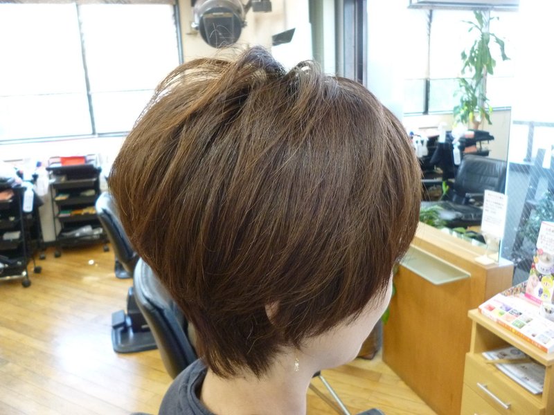 カットステージアシュ | 姫路のヘアサロン