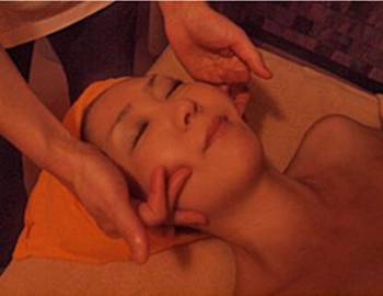 メディカルアロマテラピー -Navia- | 高槻のリラクゼーション メディカルアロマテラピー -Navia- | 高槻のリラクゼーション