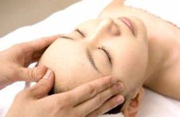 アユーラ | 浜松のエステサロン