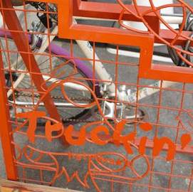 Truckin' | 心斎橋のヘアサロン