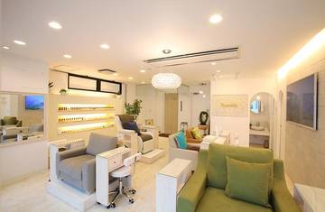 Nomblic | 広島駅周辺のネイルサロン