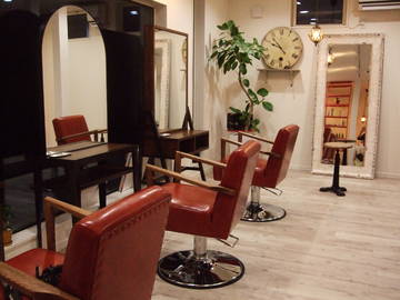 acquirert HAIRSTUDIO | 柏崎のヘアサロン