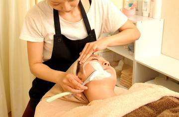 フェイスアップ上木戸店 | 新潟のエステサロン フェイスアップ上木戸店 | 新潟のエステサロン