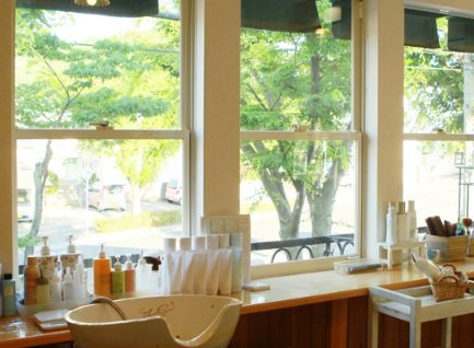 Live in Clover beauty lab | 岡山のヘアサロン