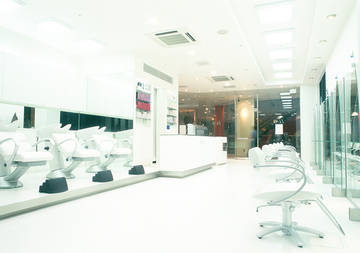 ザ・ザオキナワミハマ店 | 宜野湾のヘアサロン