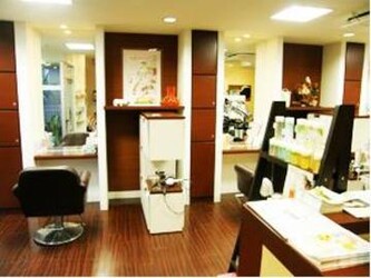 WHITE STONE | 熊本のヘアサロン