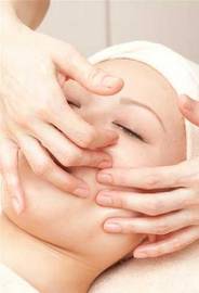 Cosmetic Cure | 新宿のエステサロン