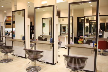 美容室パイナップル　城南店 | 小山のヘアサロン