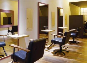 ルーツ Roots | 坂戸のヘアサロン