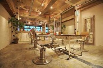 Tisa | 川越のヘアサロン