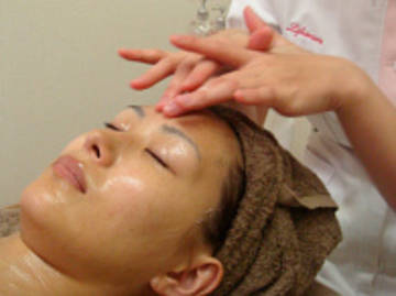 Life Season | 福山のエステサロン