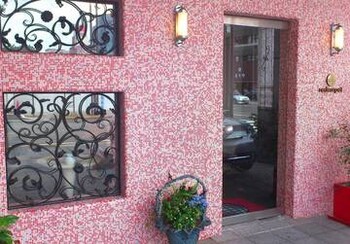 ｒｅｄｃａｒｐｅｔ | 和歌山のヘアサロン