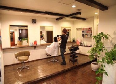 Iris hair design | 各務原のヘアサロン