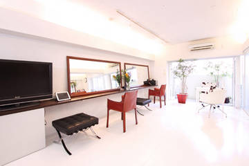 ATHLETES | 原宿のヘアサロン