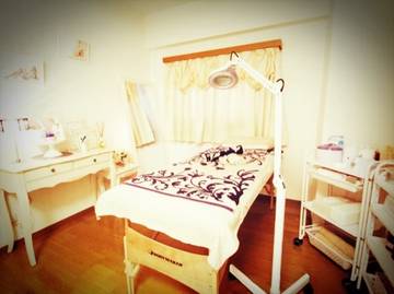 Waxing Salon NADIA | 池袋のエステサロン