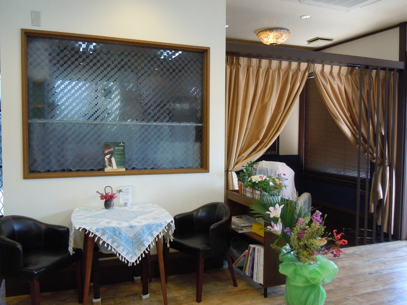 HAIR&FACIAL  Grazie | 岩倉のヘアサロン