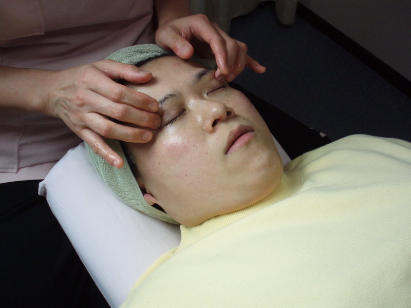 横浜市緑区キャビテーションコースもあるデイジー整体院 | 青葉台のエステサロン 横浜市緑区キャビテーションコースもあるデイジー整体院 | 青葉台のエステサロン