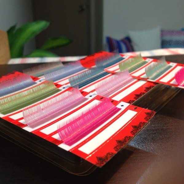 エクステサロンmoco | 心斎橋のアイラッシュ エクステサロンmoco | 心斎橋のアイラッシュ