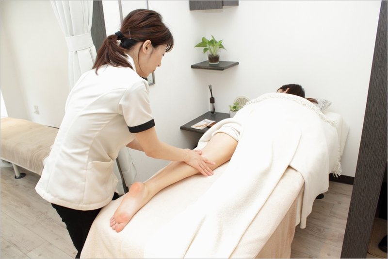 SERENESSE『セレネス』 | 青山のリラクゼーション SERENESSE『セレネス』 | 青山のリラクゼーション