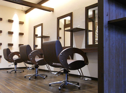 ロハスサロン ANGIE 母屋店 | 御坊のヘアサロン ロハスサロン ANGIE 母屋店 | 御坊のヘアサロン