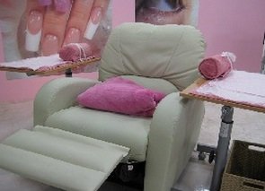 ラ・ピュアネイル サンピアン店 | 熊本のアイラッシュ