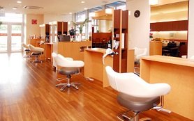 メリィ・メリィヘアーハウス 宮崎駅前店 | 宮崎のヘアサロン
