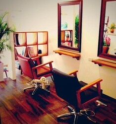 アマレロ・サウサ | 松山のヘアサロン