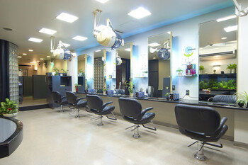 ぶらっく＆ほわゐと | 熊本のヘアサロン