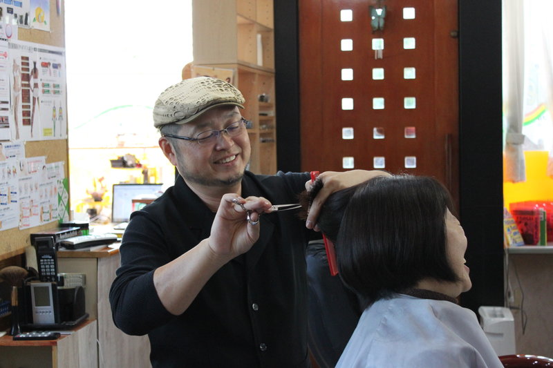 ヘアギャラリーファーブル | 観音寺のヘアサロン ヘアギャラリーファーブル | 観音寺のヘアサロン