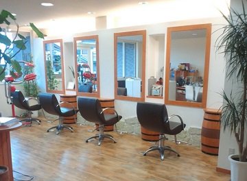 FOLK ART | 四日市のヘアサロン