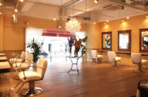 OHANA INTERNATIONAL(オハナ インターナショナル) | 赤坂/警固のヘアサロン