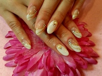 nail&beautysalon  BLOOM | 橿原のネイルサロン