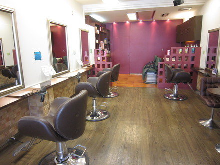 hairs a.t.u | 津のヘアサロン