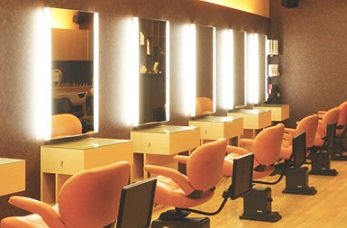 BLAZE H&L | 北九州のヘアサロン BLAZE H&L | 北九州のヘアサロン