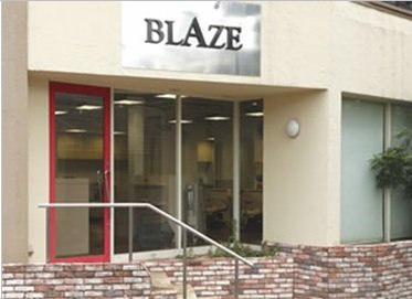 BLAZE　本店 | 北九州のヘアサロン
