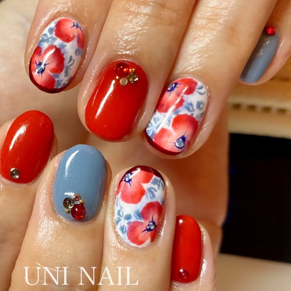 UNI NAIL | 藤枝のネイルサロン