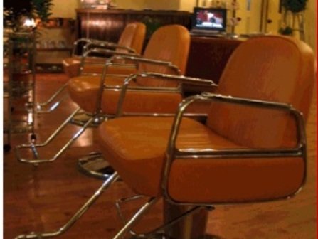 FEATHER OUTBURN | 甲府のヘアサロン