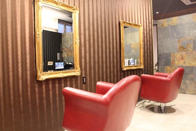 Revive | 香芝のヘアサロン