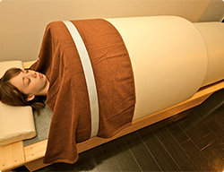 よもぎ蒸し岩盤サロン alum | 新橋のリラクゼーション