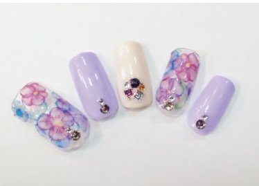 Bianca M×2　新宿東口店 | 新宿のネイルサロン