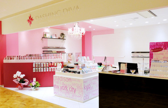 DASHING DIVA東京スカイツリータウン・ソラマチ店 | 浅草のネイルサロン