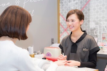MANICURE HOUSE　博多駅地下街店 | 博多のネイルサロン