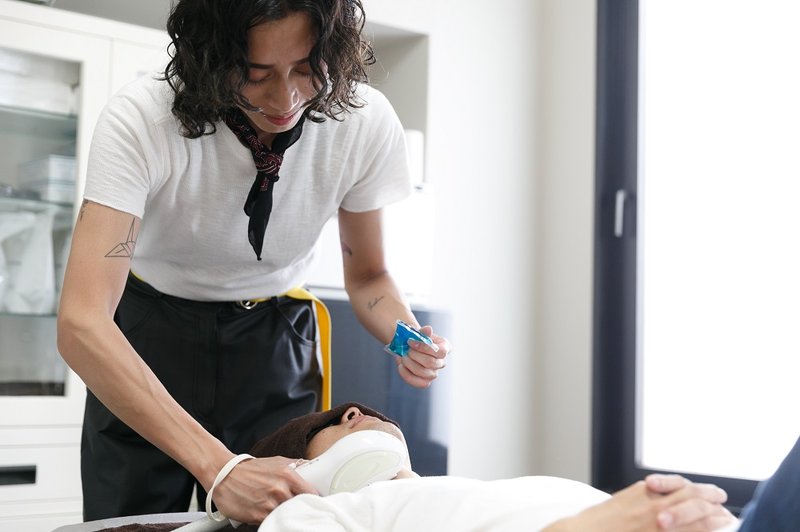 メンズ脱毛サロンYES 東京池袋店 | 池袋のエステサロン