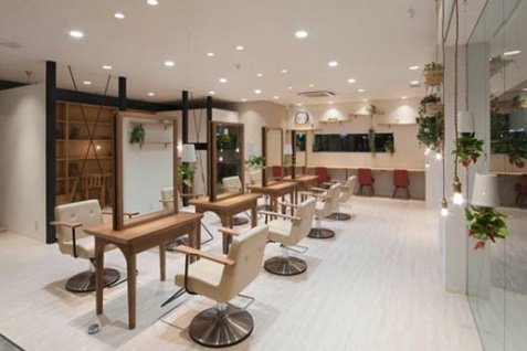 ann Cheeks | 貝塚のヘアサロン