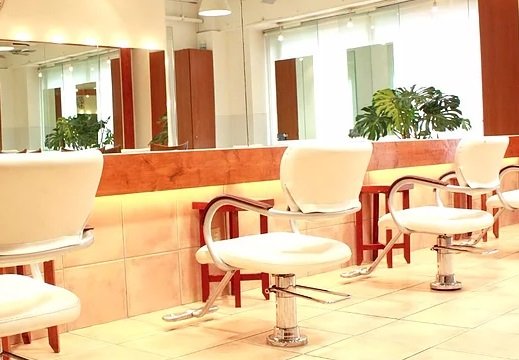 EQUIPE de CELLIER 新宿東南口駅前店 | 新宿のヘアサロン