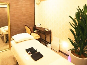 美骨矯正&amp;eyelash SUTEKI pro新宿