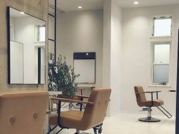 apish ciena | 海老名のヘアサロン