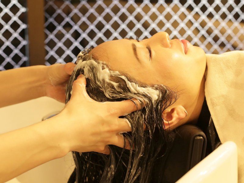 LaLarOomo | 新宿のヘアサロン LaLarOomo | 新宿のヘアサロン