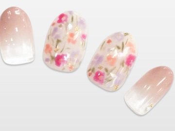 Oops NAIL 青森ラビナ店 | 青森のネイルサロン